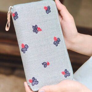 Hobonichi Minä Perhonen Light Berry (Green) Weeks Cover — Pre-Owned